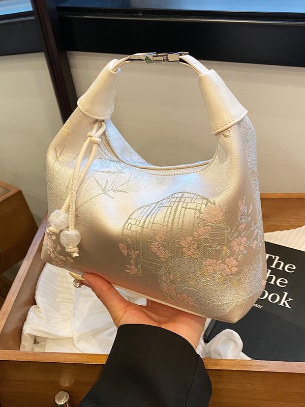 Chinese Style Handheld Embroidery Underarm Bag - High-End Women's Crossbody Bag with National Wind Design
