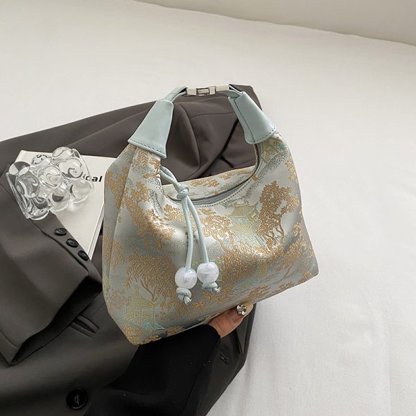 Chinese Style Handheld Embroidery Underarm Bag - High-End Women's Crossbody Bag with National Wind Design