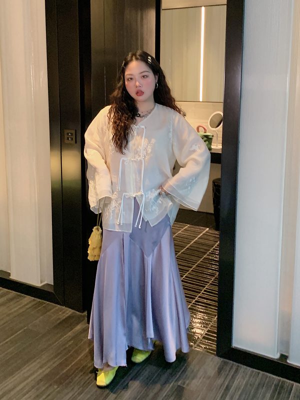 Chinese Style National Wind Shirt for Women - Unique Spring Top 2025, Elegant Design, Vintage Aesthetic, Bohemian Fashion