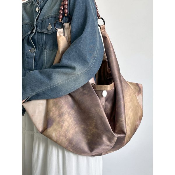 Chinese-Style Printed Dumpling Bag for Women, Versatile Large-Capacity Tote with Wooden Bead Shoulder Strap, National Style Fashion
