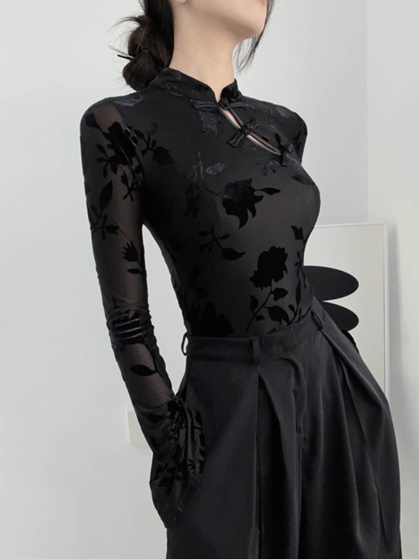 Chinese-Style Velvet Long Sleeve Top with Button Design - Slim Fit Vintage Shirt for Spring and Summer