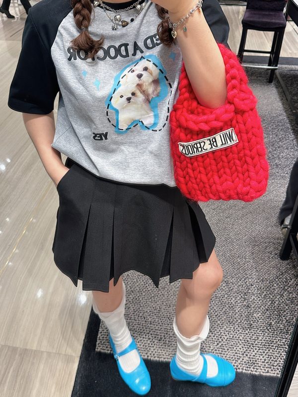 Color-Block Short Sleeve T-Shirt for Women with Shoulder Pads - Stylish Summer 2025 Blouse, Age-Reducing, Trendy Fashion Top