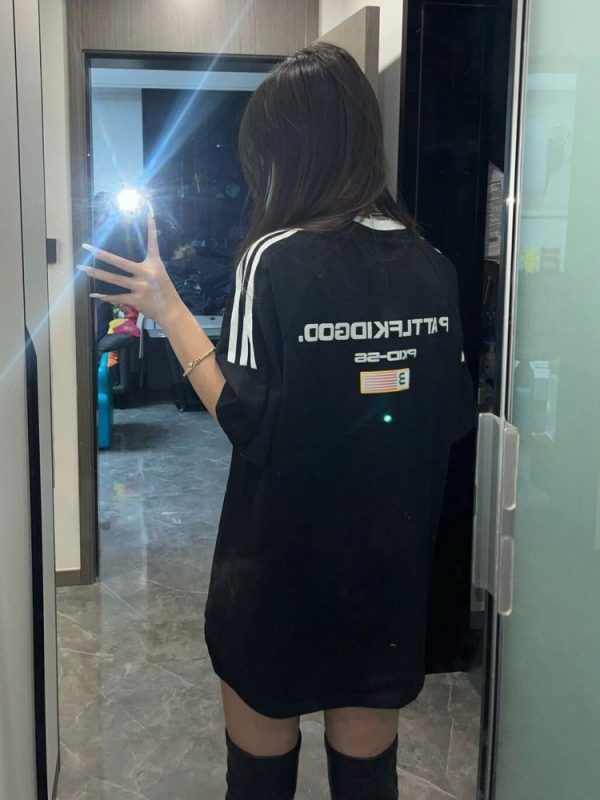 Color-Block Striped Heavy Shoulder Short Sleeve T-Shirt for Girls - American High Street Style, Trendy 2025 Fashion for Teens