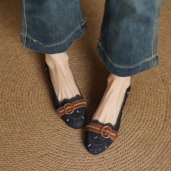 Color-Blocking Canvas Flat Shoes for Women - Round Toe, Embroidered, Comfortable and Versatile, Perfect for Everyday Wear