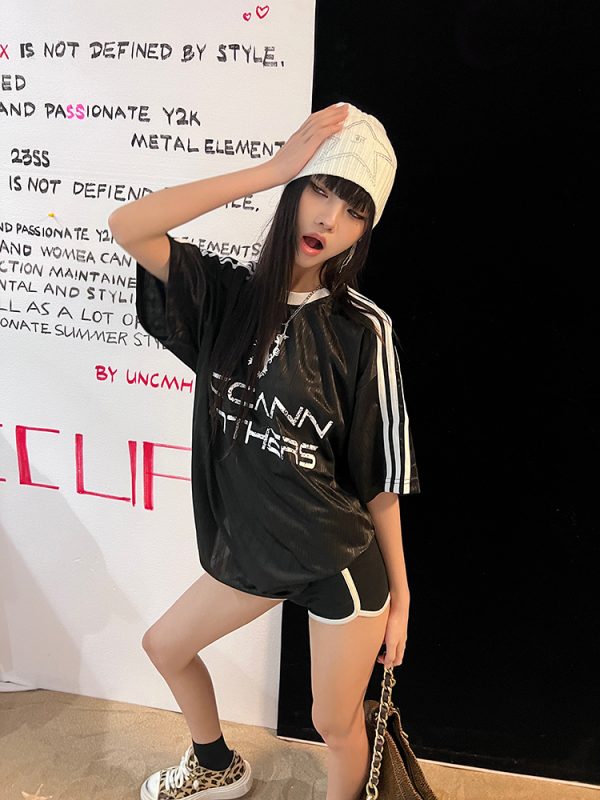 Color-Blocking Loose Fit Short Sleeve Raglan T-Shirt with Three Stripe Design - American Style Summer Top