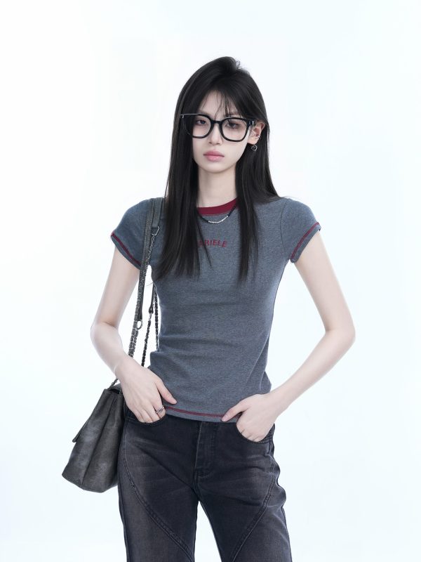 Colorful Contrast Short Sleeve T-Shirt for Women - Slim Fit Round Neck, American Style, Casual Base Layer, Perfect for Everyday Wear