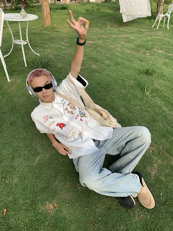 Colorful Floral Embroidered Waffle Short-Sleeve Shirt for Men and Women - American Retro Casual Loose Fit Summer Style