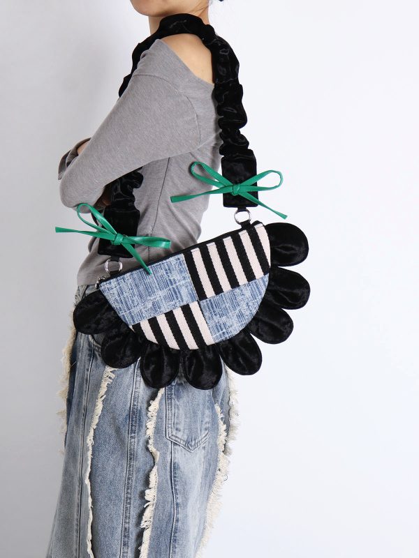 Contrasting Color Floral Underarm Bag - Spliced Denim Bow Half-Moon Crossbody Bag for Autumn & Winter, Niche Design