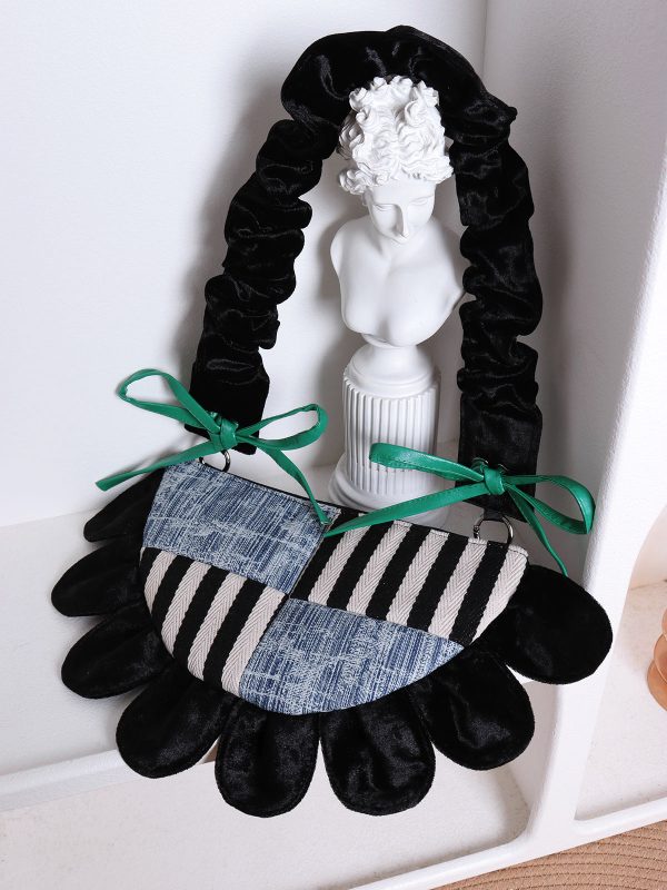 Contrasting Color Floral Underarm Bag - Spliced Denim Bow Half-Moon Crossbody Bag for Autumn & Winter, Niche Design