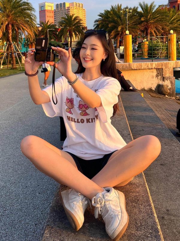Cute Cartoon Kitty Print Summer Loose Short-Sleeve T-Shirt - Korean Style Casual Cotton Top for Comfort and Versatility