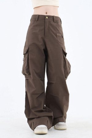 Cute Everyday Outfits, Outfit Inspo Casual Downtown Girl Brown Cargo Pants