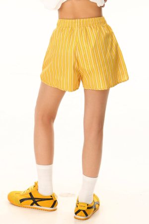 Cute Everyday Outfits, Outfit Inspo Casual Elastic Waist Pinstriped Shorts