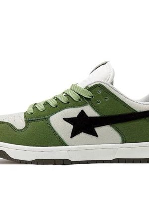 Cute Everyday Outfits, Outfit Inspo Casual Green & Black Aesthetic Star Sneakers