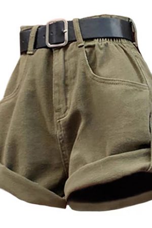 Cute Everyday Outfits, Outfit Inspo Casual High-Waisted Khaki Shorts