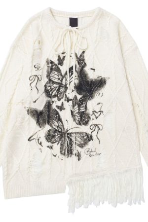 Cute Everyday Outfits, Outfit Inspo Casual Oversized Ripped Sweater with Butterfly Print
