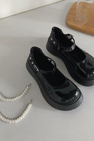 Cute Everyday Outfits, Outfit Inspo Casual Pearl Chunky Sandals
