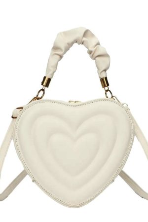 Cute Everyday Outfits, Outfit Inspo Casual Y2K Aesthetic Heart-Shaped Bag