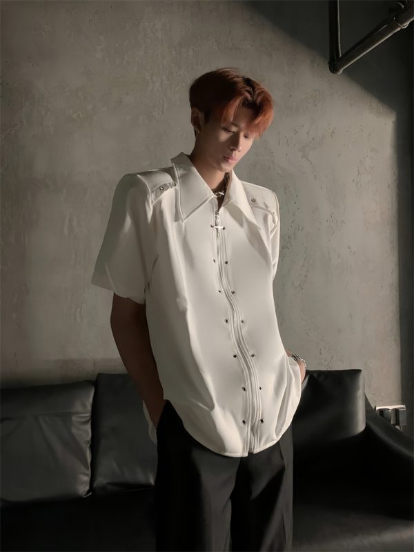 Deconstructed Metal Design Shoulder Pad Shirt for Men and Women - High-End Stylish Loose Zip Short Sleeve for Summer Fashion