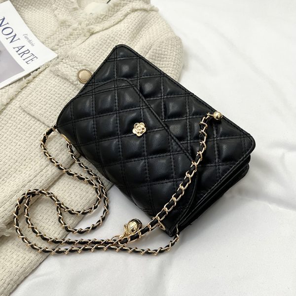 Diamond-Patterned Shoulder Bag for Women - Sweet Fashionable Underarm Crossbody Chain Bag, Elegant Style for Any Occasion