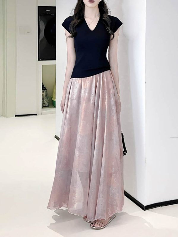 Dreamy High-Waisted Soft Smoke Chiffon Maxi Skirt - Light and Hazy Luster, Flowing Eight-Meter Swing Style for Spring and Summer
