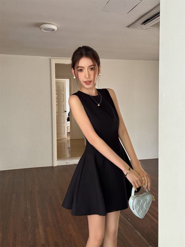 Elegant Black Sleeveless Dress - Light Fabric Hepburn Style Little Black Dress for Summer with Short Waist Skirt