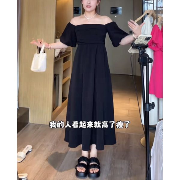 Elegant French-Style One-Shoulder Plus Size Dress for Summer - Flattering for Curvy Figures, Hides Belly, Cinches Waist