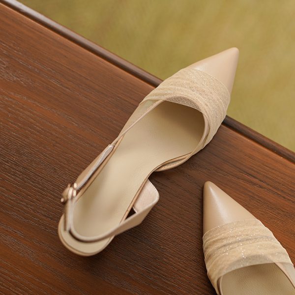Elegant Genuine Leather Slim Pointed Low-Heeled Flat Sandals - Italian Style Footwear for Chic Summer Looks