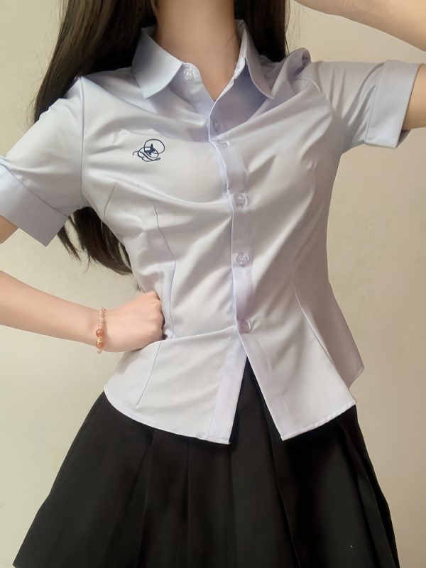 Embroidered College Style Short Sleeve Shirt - Slim Fit, Waist-Defining, Versatile White and Blue Top for Summer