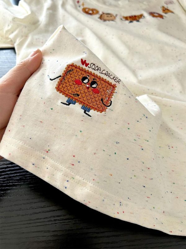 Embroidered Dessert Peach Cotton Short Sleeve T-Shirt for Women - Unique Cartoon Shoulder Top, Summer 2025 Fashion