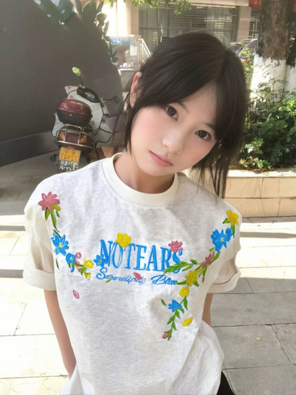 Embroidered Floral Heavyweight Short-Sleeve T-Shirt for Women - Summer 2025 Trendy Couple's Top, Y2K Style
