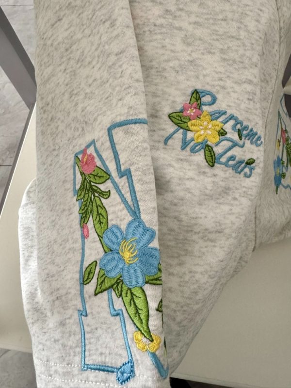 Embroidered Floral Letter Short Sleeve T-Shirt for Girls - Summer 2025 Trendy Raglan Top for Middle & High School Students