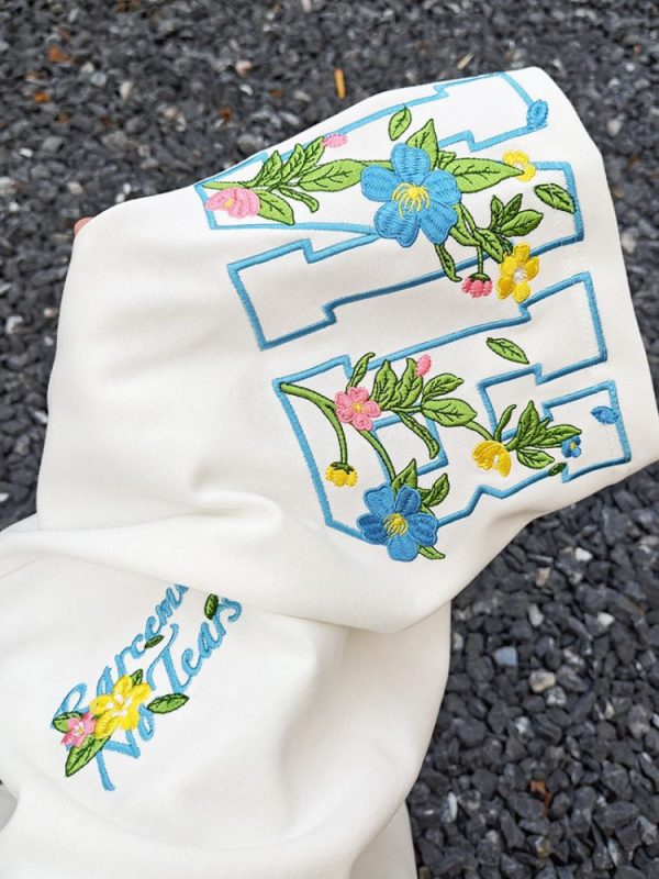 Embroidered Floral Letter Short Sleeve T-Shirt for Girls - Summer 2025 Trendy Raglan Top for Middle & High School Students