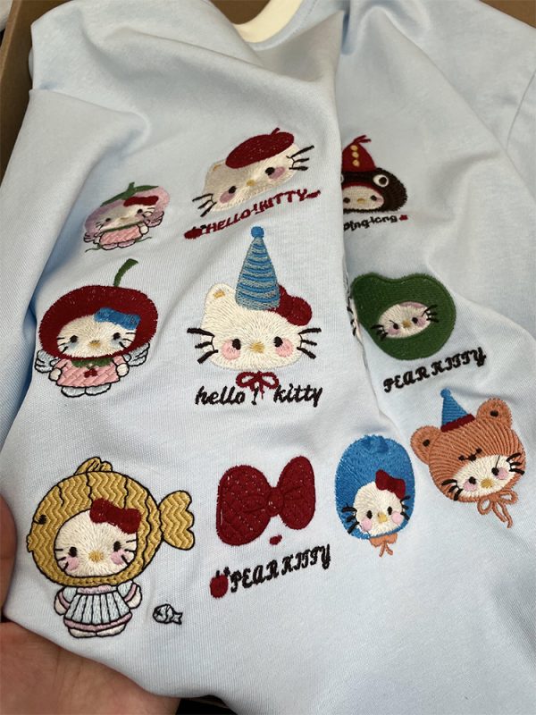 Embroidered Kitty Cat V-Neck Short Sleeve T-Shirt for Women - Unique Cartoon Design, Summer Style, Cute & Cool Girl Fashion