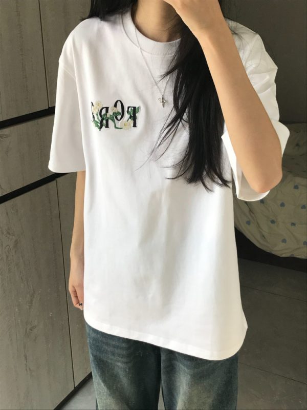Embroidered White Magnolia Floral Short Sleeve T-Shirt for Women, Summer 2023 High-End Couples Top, Trendy Fashion Statement