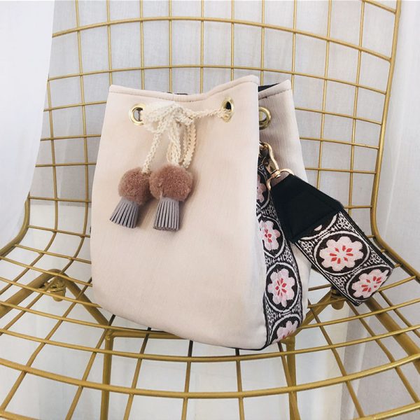 Ethnic Style Embroidered Velvet Bucket Bag for Women - Trendy Crossbody Handbag for Autumn/Winter 2024 Fashion