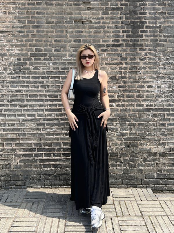 Faux Two-Piece Black Vest Dress - American Street Style Mid-Length Sleeveless Dress with Slimming Fit and Long Skirt