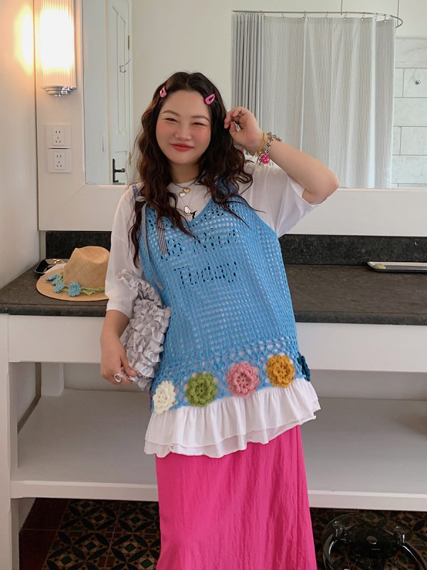 Floral Hollow Vest Women's Cover-up - Handmade Sleeveless Camisole Top for Summer 2025, Trendy Korean Style Outer Wear
