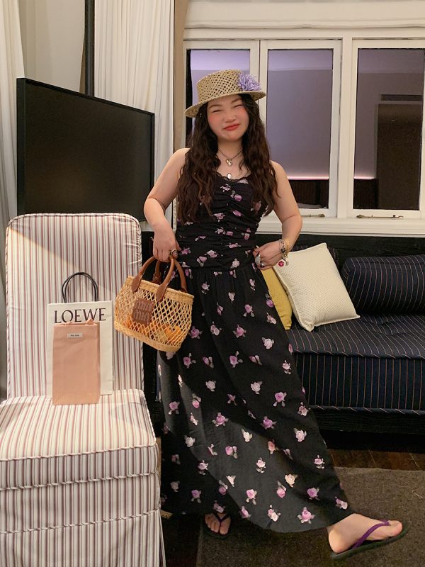 Floral Spaghetti Strap Plus Size Dress for Women â€“ Summer 2025 Slimming Design, Flattering for Curvy Figures, Trendy and Stylish