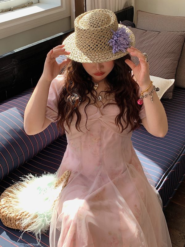 Floral V-Neck Dress for Women, Thin Gauze, Waist-Cinched, Summer 2025, Unique French Style, Elegant Floral Print, Fashion Trend