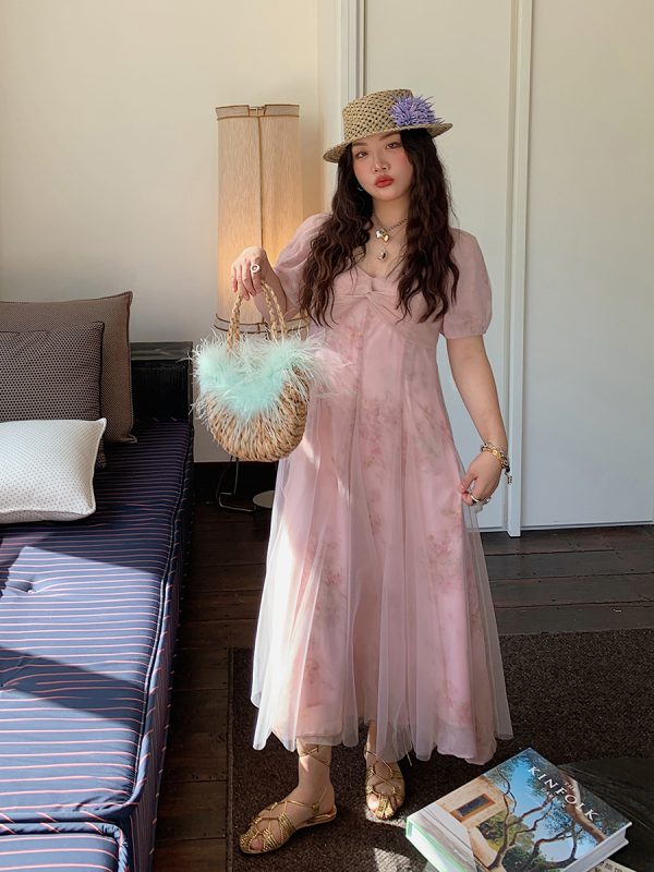 Floral V-Neck Dress for Women, Thin Gauze, Waist-Cinched, Summer 2025, Unique French Style, Elegant Floral Print, Fashion Trend