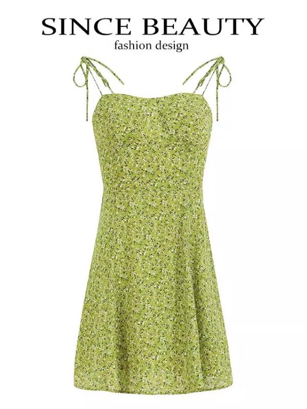 French-Style Green Spaghetti Strap Vacation Dress for Petite Women - 2025 Summer Fashion