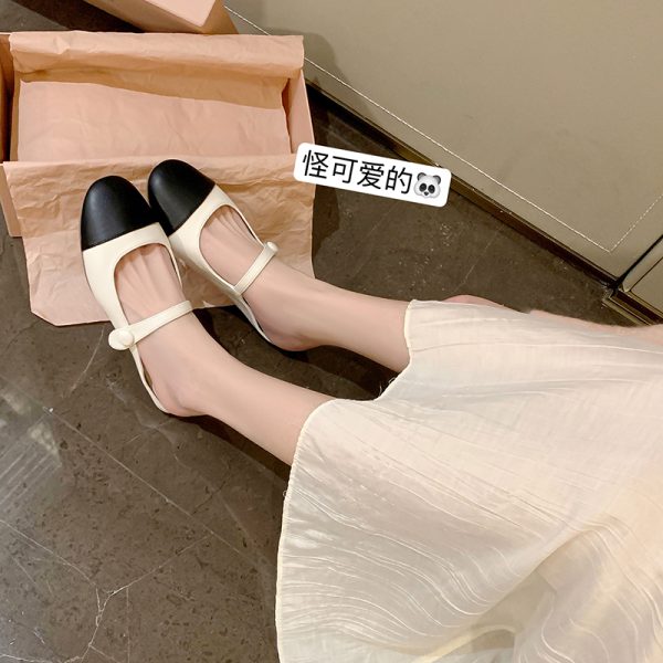 French-Style Half Slippers for Women - Versatile Flat Mules Sandals, Small Fragrant Wind Bag Design, Perfect for Casual Chic Looks