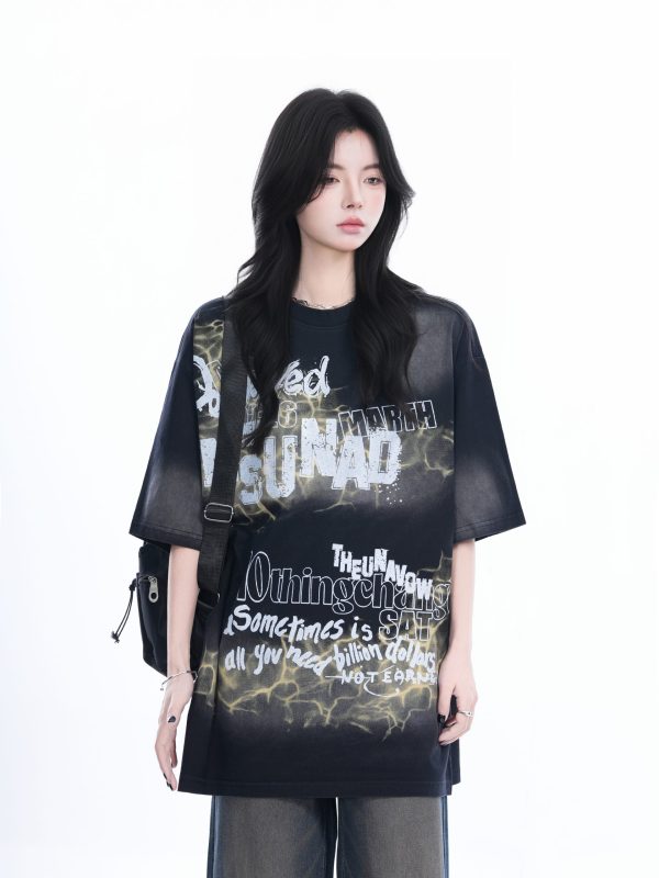Gradient Pink Oversized Short Sleeve T-Shirt for Women - Trendy American High Street Style with Sit and Eat Until the Mountains Are Empty Design