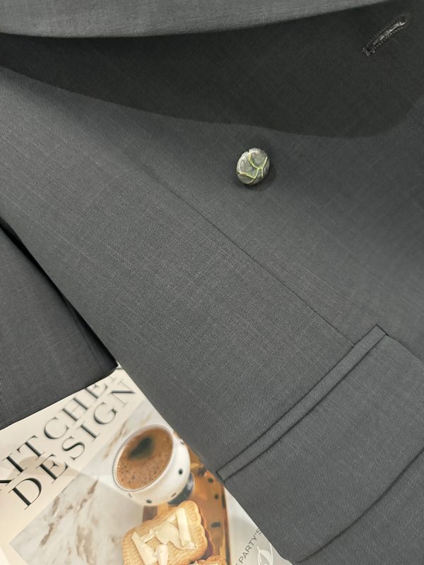 Gray Short Sleeve Suit Jacket for Women - Thin Summer Blazer, Trendy Korean Style 2025 Fashion, High-End Professional Look
