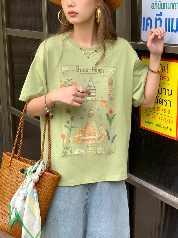 Green Retro Printed Short Sleeve T-Shirt for Women - Vintage Style Loose Drop Shoulder Top for Summer, 90s Inspired