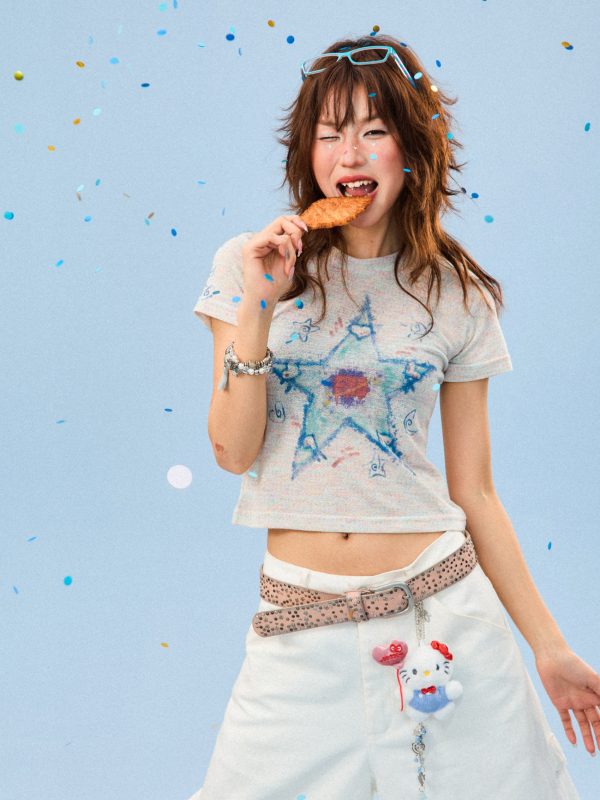 Hand-Painted Graffiti Short Sleeve T-Shirt for Women - Summer Slim Fit Cropped Top, Sweet and Spicy Style