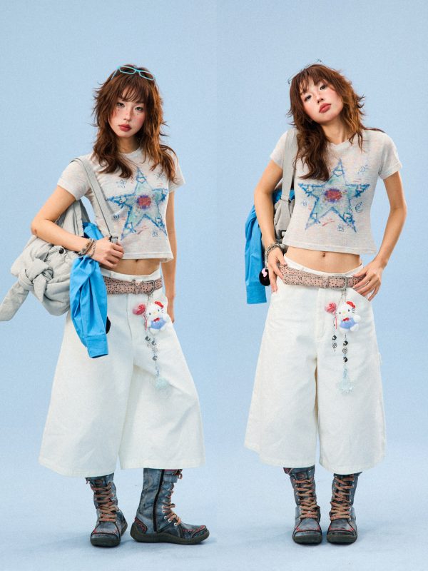 Hand-Painted Graffiti Short Sleeve T-Shirt for Women - Summer Slim Fit Cropped Top, Sweet and Spicy Style