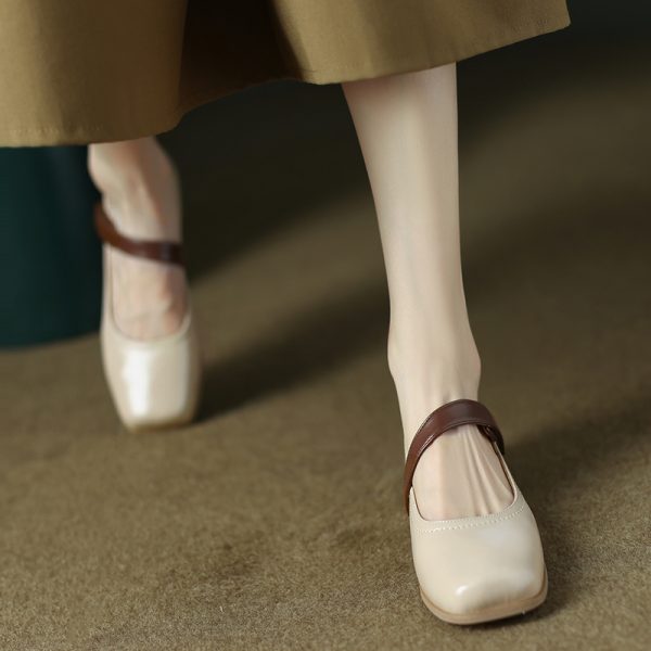 Handmade Genuine Leather Color-Blocked Mary Jane Shoes for Women, Retro Low-Heeled Flats for Spring and Autumn 2025