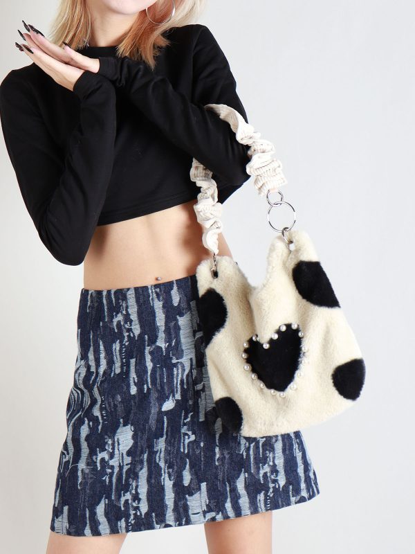 Heart-Shaped Plush Tote Bag for Women - Cute Casual Shoulder & Crossbody Bag in Sweet Cool Style for Autumn & Winter