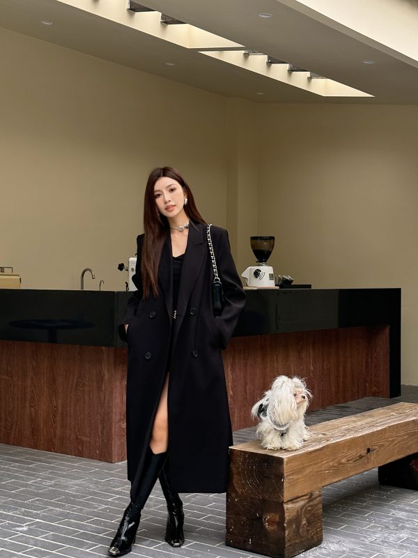 High-End Black Slimming Loose Mid-Length Double-Breasted Trench Coat for Women - Lightweight Spring Fashion